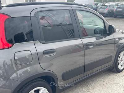 Fiat Panda 1.0 FireFly S&S Hybrid City Life Full Opt Grigio usata Fiumicino