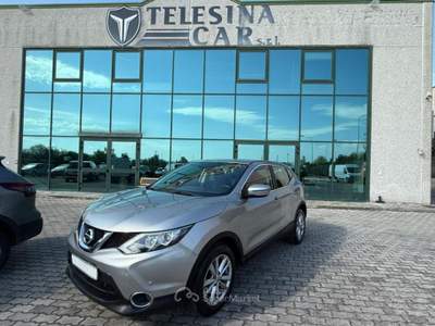 Nissan Qashqai 1.5 dCi Grigio usata San Salvatore Telesino