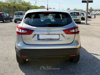 Nissan Qashqai 1.5 dCi Grigio usata San Salvatore Telesino