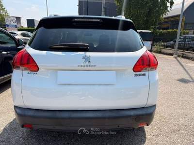 Peugeot 2008 1° serie 1.4 HDi 68CV Active Bianco usata CALCINATO