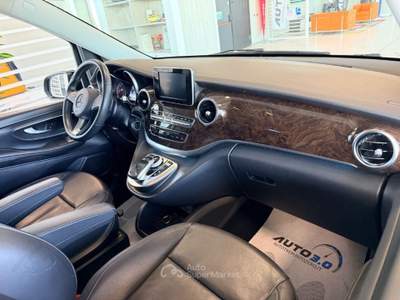 Mercedes-Benz Classe V d Automatic 4Matic Premium Long Nero usata Ferrara