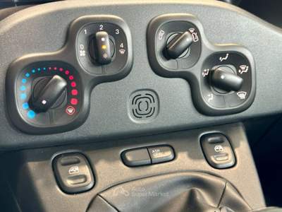 Fiat Panda 1.2 Pop *NEOPATENTATI* Arancione usata Cassina de' Pecchi