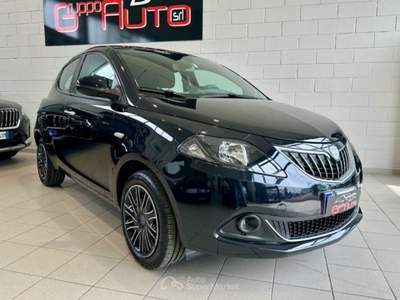 Lancia Ypsilon 1.0 FireFly S&S Hybrid Ecochic Gold *NEOPATENTATI* Nero usata Cassina de' Pecchi