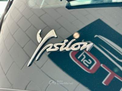 Lancia Ypsilon 1.0 FireFly S&S Hybrid Ecochic Gold *NEOPATENTATI* Nero usata Cassina de' Pecchi