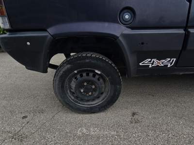 Fiat Panda 1ª serie 1100 i.e. cat 4x4 Blu/Azzurro usata Bari