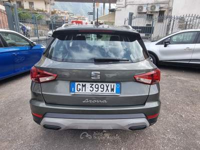 Seat Arona 1.0 EcoTSI XPERIENCE Grigio usata Gragnano