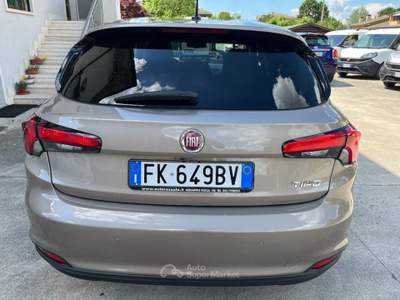 Fiat Tipo 1.4 5 porte Lounge navigatore retrocamera sensori Grigio usata Nogarole Rocca