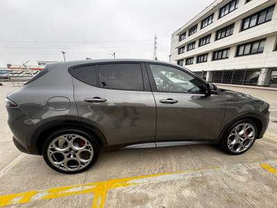 Alfa Romeo Tonale Unico proprietario con garanzia uffic Alfa fino a 07/2027. Grigio usata Reggio Emilia