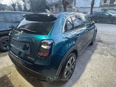 Fiat 600 Hybrid 110 CV DCT MHEV La Prima AFFARE! Blu/Azzurro usata Afragola
