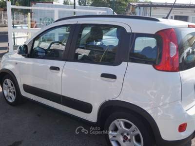 Fiat Panda 1.0 FireFly S&S Hybrid City Life 5 POSTI Bianco usata Roma