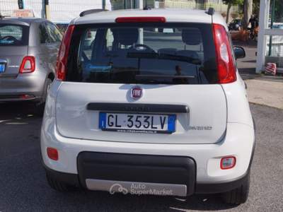Fiat Panda 1.0 FireFly S&S Hybrid City Life 5 POSTI Bianco usata Roma
