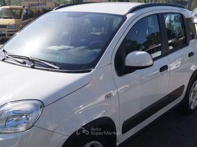 Fiat Panda 1.0 FireFly S&S Hybrid City Life 5 POSTI Bianco usata Roma
