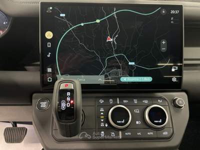 Land Rover Defender 110 3.0D I6 250 CV AWD Auto X-Dynamic SE KM0 MY26 Nero usata Alcamo