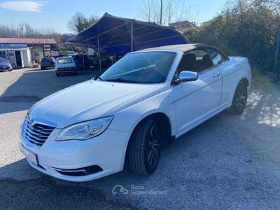 Lancia Flavia 2.4 Bianco usata Teano