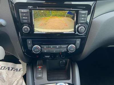 Nissan Qashqai 1.5 dCi 115 CV DCT N-Connecta Bianco usata Teano