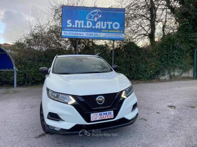 Nissan Qashqai 1.5 dCi 115 CV DCT N-Connecta Bianco usata Teano