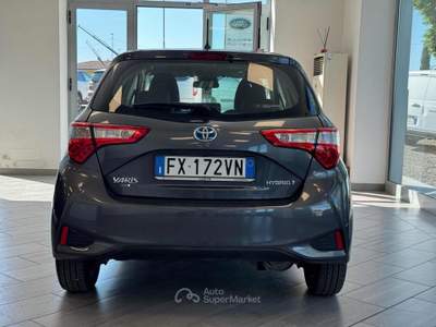 Toyota Yaris 1.5 Hybrid 5 porte Style Grigio usata Massarosa