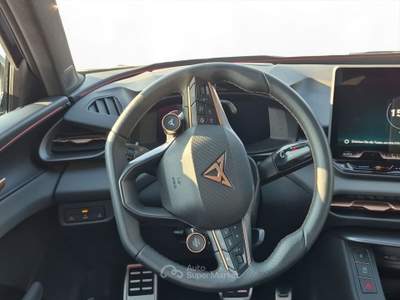 Cupra Terramar 1.5 Hybrid DSG Blu/Azzurro usata Varese