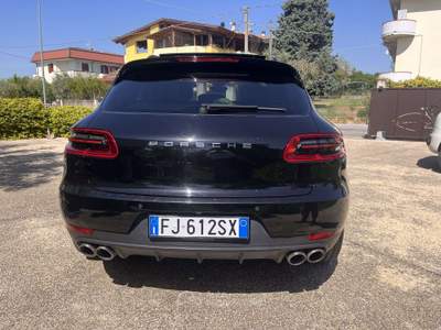 Porsche Macan Macan 3.0d S 250cvFULL FULL Nero usata Castellalto