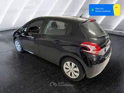 Peugeot 208 Active 1.2 VTi 82cv Nero usata Gerenzano