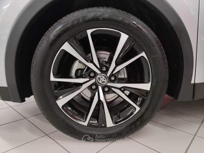 Toyota C-HR 1.8 FHEHV 140cv E-CVT Trend Automatica SUPER PROMO Argento usata LEGNANO