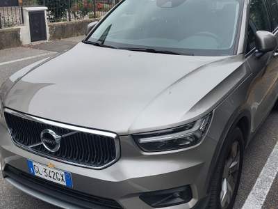 Volvo XC40 Volvo XC40 Momentum pro awd B4 Verde usata zanica