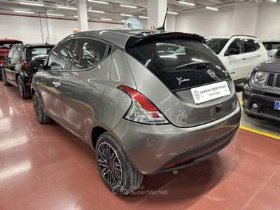 Lancia Ypsilon 1.0 FireFly 70cv S&S Hybrid GOLD Grigio usata Palermo