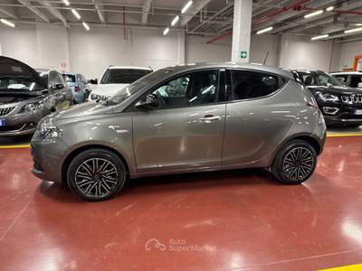Lancia Ypsilon 1.0 FireFly 70cv S&S Hybrid GOLD Grigio usata Palermo