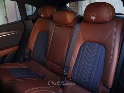 Maserati Levante V6 Diesel 275 CV AWD Q4 Granlusso Unicoproprietario Blu/Azzurro usata Torino