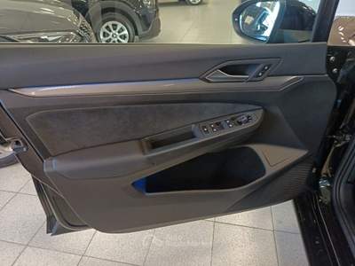 Volkswagen Golf 2.0 TDI SCR 110KW Style DSG 150cv Nero usata Villaga