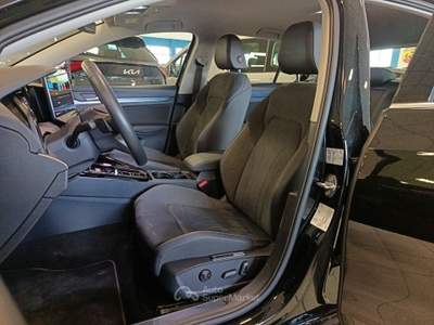 Volkswagen Golf 2.0 TDI SCR 110KW Style DSG 150cv Nero usata Villaga