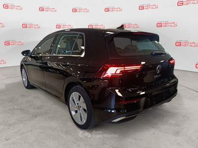 Volkswagen Golf 2.0 TDI SCR 110KW Style DSG 150cv Nero usata Villaga