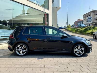 Volkswagen Golf 1.6 TDI Sport BMT Nero usata Pavia
