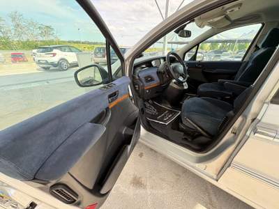Lancia Phedra MJT 136 CV Platino Grigio usata ALTAMURA