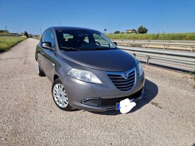 Lancia Ypsilon Unyca Grigio usata Gravina in Puglia