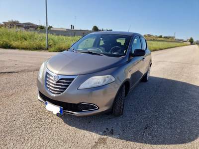 Lancia Ypsilon Unyca Grigio usata Gravina in Puglia