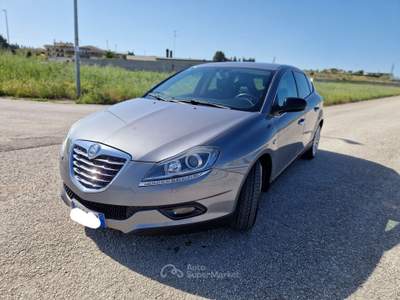 Lancia Delta DPF Gold Grigio usata Gravina in Puglia