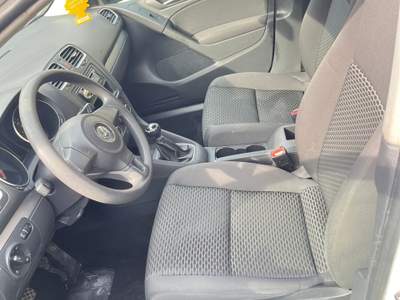 Volkswagen Golf Business 1.6 TDI 5p. Highline Bianco usata Varese