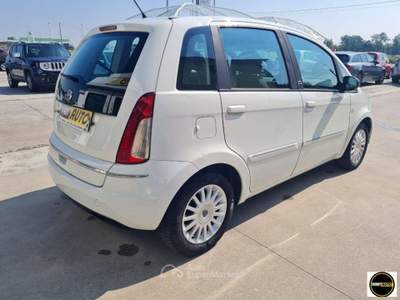 Lancia Musa 1.4 8V Ecochic 5th Avenue Bianco usata Casatisma