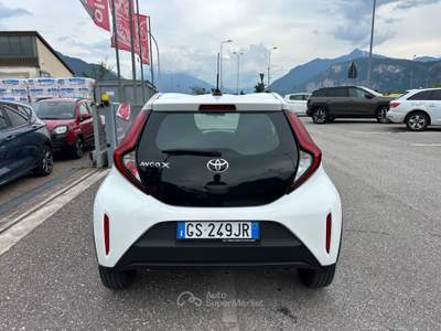 Toyota Aygo Aygo X 1.0 VVT-i 72 CV 5p. Active Bianco usata Lavis
