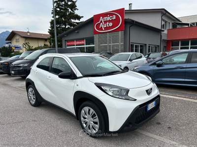 Toyota Aygo Aygo X 1.0 VVT-i 72 CV 5p. Active Bianco usata Lavis
