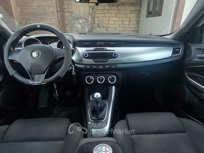 Alfa Romeo Giulietta Tenuta sempre in box usata Casoria
