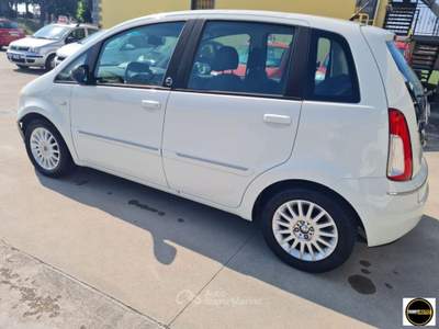 Lancia Musa Benzina/Gpl-Neopatentati-Anno 2012 Bianco usata Casatisma