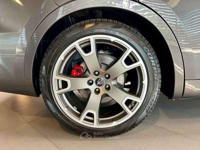 Maserati Levante 2.0 mhev GT 330cv , Sport pack , ADAS Grigio usata Venaria Reale