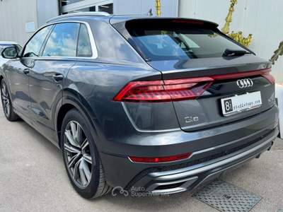 Audi Q8 50 TDI 286 CV quattro tiptronic Sport Grigio usata Castellammare di Stabia