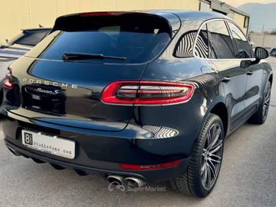 Porsche Macan 3.0 S Diesel Nero usata Castellammare di Stabia