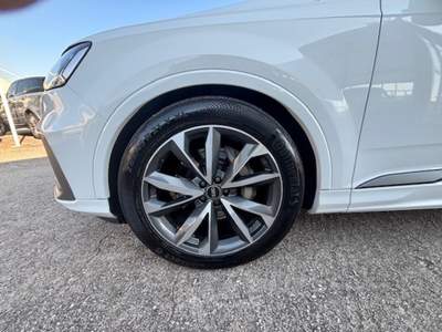 Audi Q7 Q7 50 TDI 286CV (IBRIDO) QUATTRO 2022 Bianco usata Santeramo in Colle