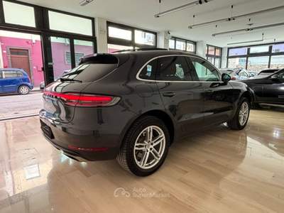 Porsche Macan 2.0 245cv pdk 2021 Grigio usata Santeramo in Colle
