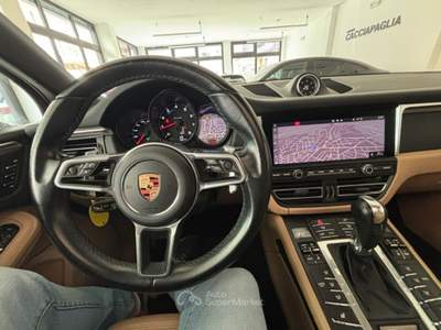 Porsche Macan 2.0 245cv pdk 2021 Grigio usata Santeramo in Colle