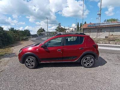 Dacia Sandero Stepway 15th anniversary GPL  Rosso usata Campagnatico